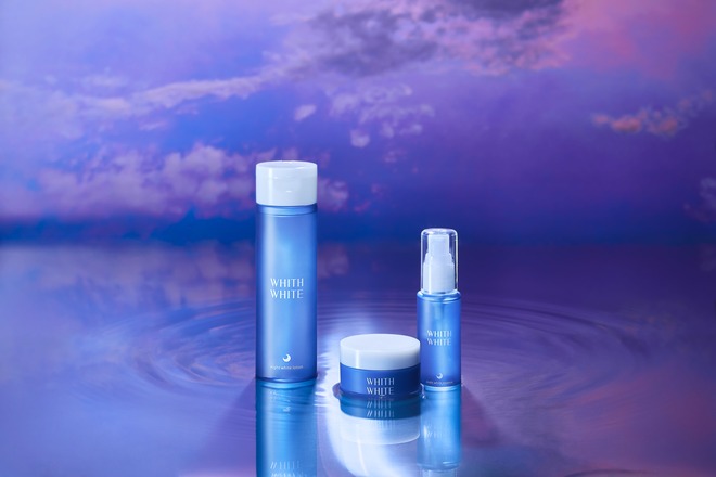 WHITH WHITE（フィス ホワイト）