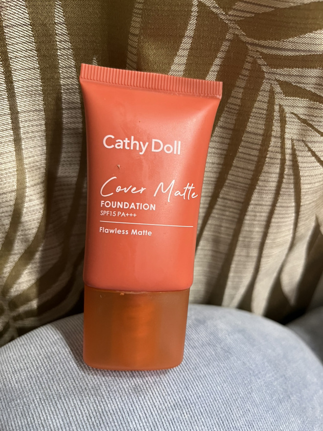 タイのコスメブランドCathy Doll(キャシードール) のカバーマットファンデーション ミニ