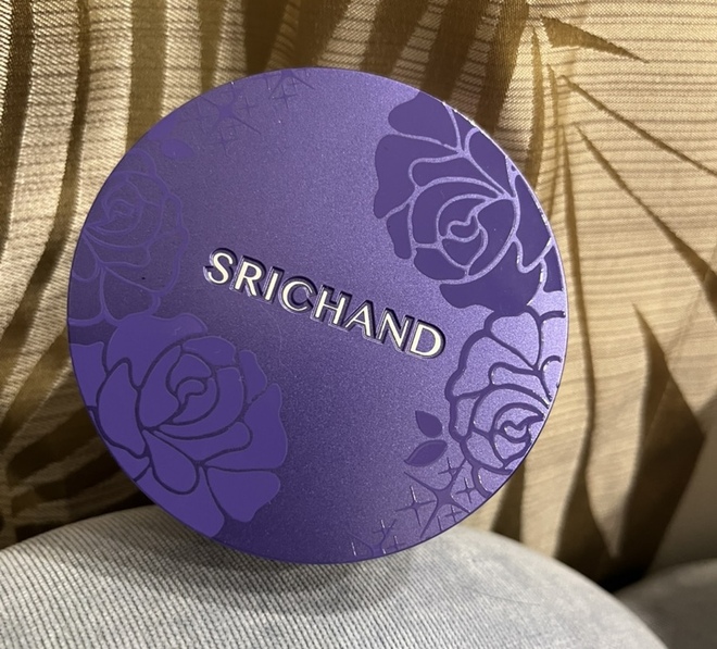 美容大国タイの老舗ブランドSRICHAND(シーチャン)のBare(ベア) パーフェクト トランスルーセントパウダー