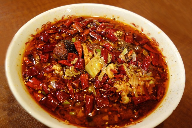 水煮牛肉(シュイジューニューロー)