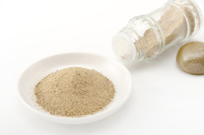 ロングペッパー＝ヒハツパウダー