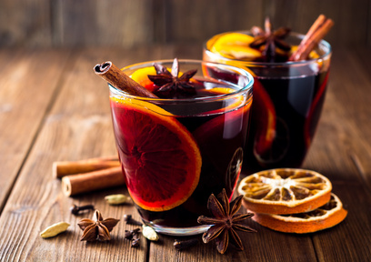 ホットワインで寒さとストレス解消！赤ワインを使った薬膳レシピ