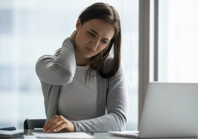 首こりはなぜ起きる？原因から対処法まで詳しく解説