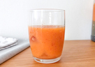 美肌・疲労回復に！にんじんとりんごの朝ジュース 