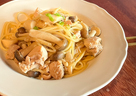 鶏ときのこのバター醤油パスタ〜ヒハツの香り〜